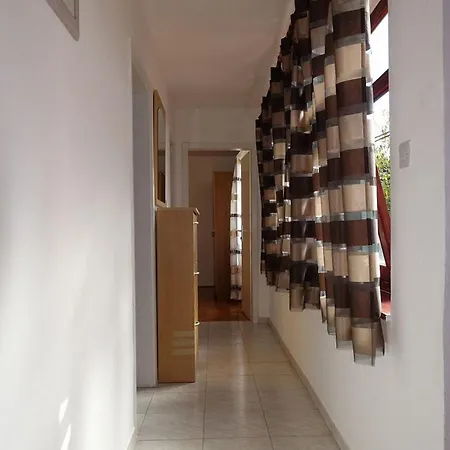 Jakov Apartment