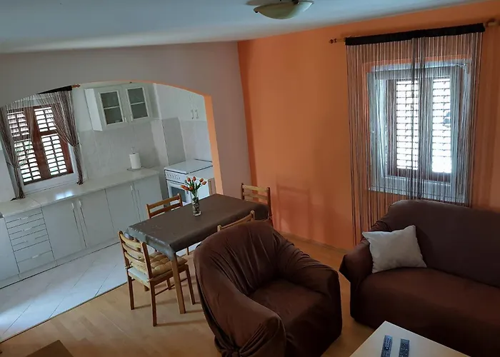 Jakov Apartment *